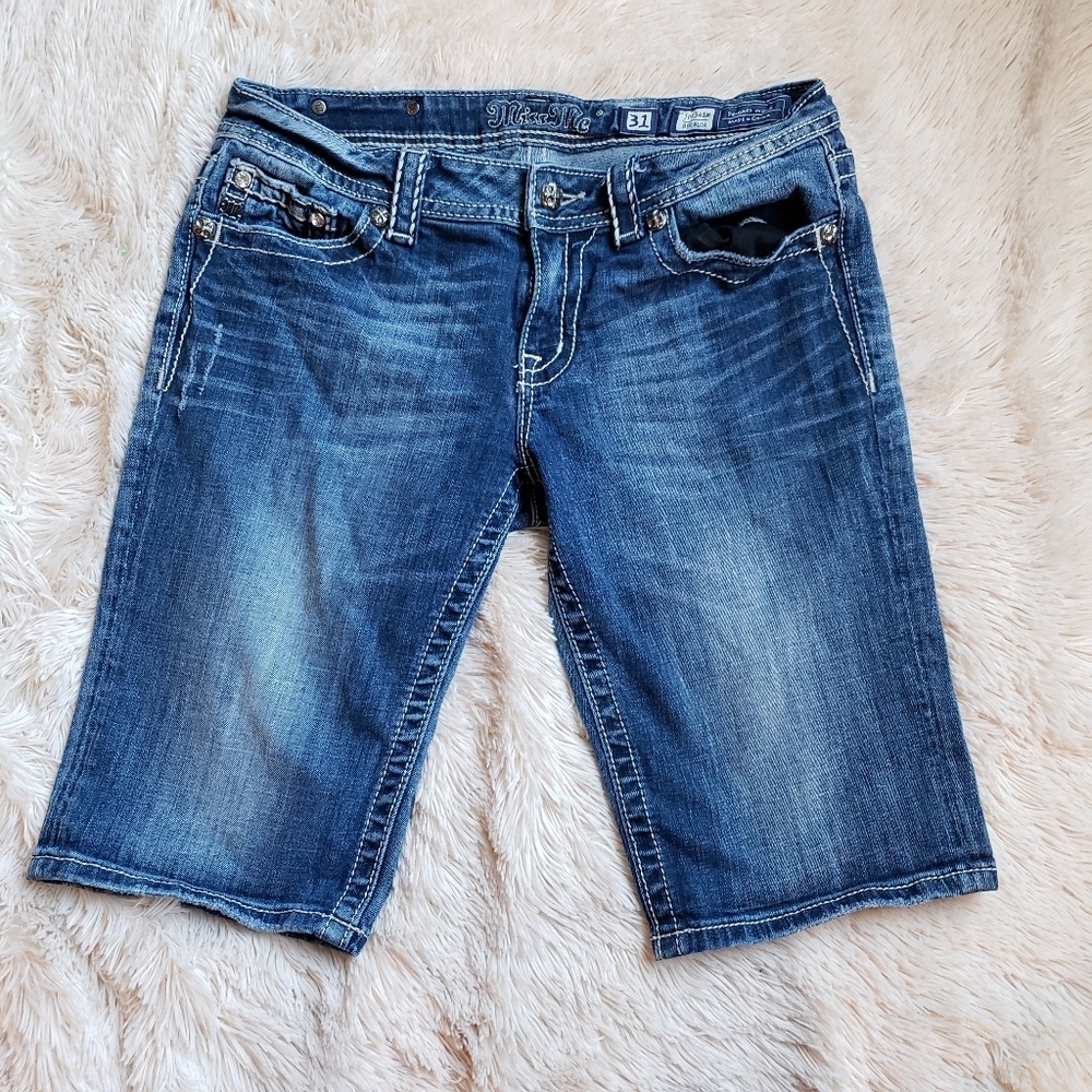 Miss Me Bermuda shorts